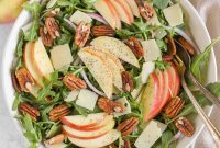 Crisp Apple and Arugula Salad with Toasted Pecans