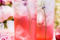 Blackberry & Lavender Gin & Tonic Recipe for Summer Cocktails