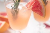 Rosemary Grapefruit Sparkler: Sparkling Mocktail