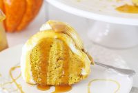 Fresh Pumpkin Bundt Cake with Creamy Buttercream Frosting