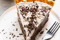 Decadent Chocolate Cream Pie Recipe with Silky Chocolate Filling
