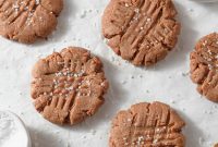 Keto Peanut Butter Cookies – 4-Ingredient Low-Carb Recipe