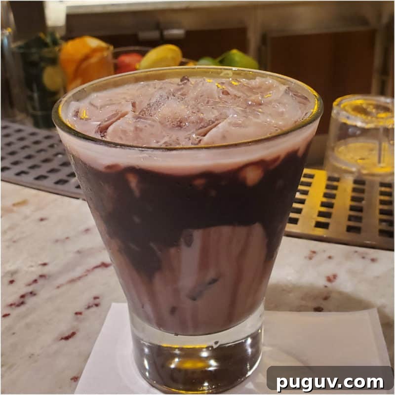 Christmas Cocktail Recipes Everyone Will Love 15 chocolate coated glass with deal closer cocktail