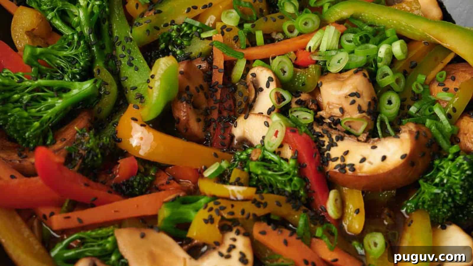 15 Chinese Dishes That Let You Cook Dinner in 30 Minutes 15 Vegetable stir fry in a pan.