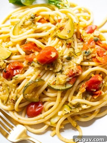 pasta with zucchini and cherry tomatoes. finished product