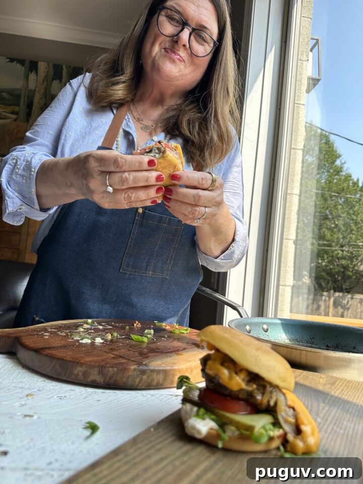 Juicy Cheeseburger Sliders Recipe That Tops the Rest 4 Slider close-up
