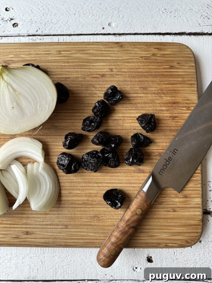 Juicy Cheeseburger Sliders Recipe That Tops the Rest 5 Caramelized onion and prune mixture