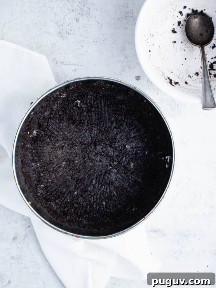 No-Bake Chocolate Strawberry Cheesecake Recipe 5 Chocolate cookie crust pressed into a 9" round springform cake pan.