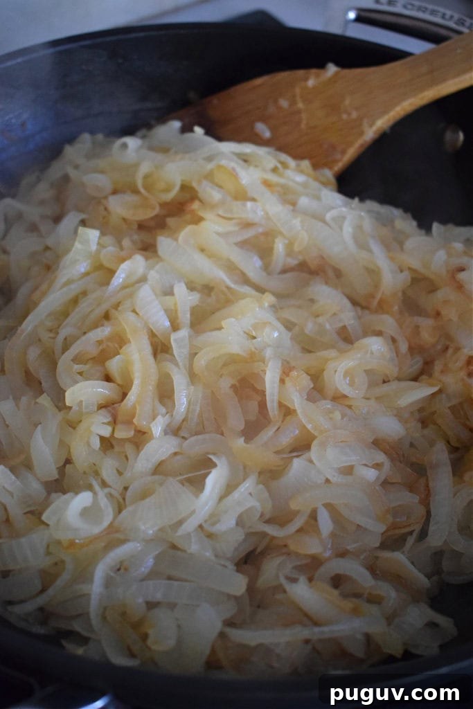 Perfect Guide to Caramelizing Onions for Sweet, Golden Flavor 10 img 23472 9