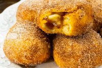 Air Fryer Apple Pie–Stuffed Biscuits: Quick Dessert Recipe