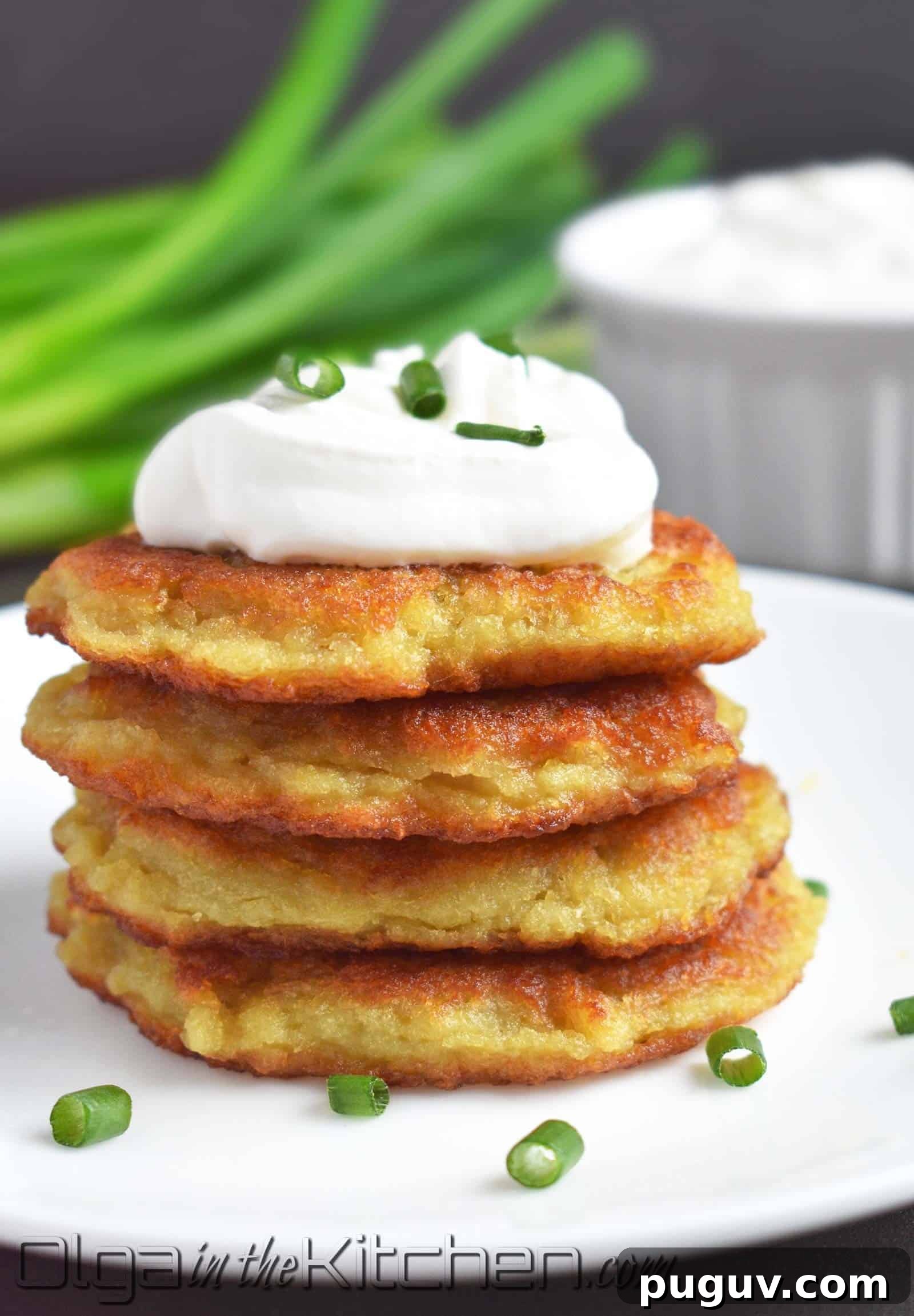 Ukrainian Deruny Potato Pancakes: Authentic Recipe & Tips 8 how to serve potato pancakes