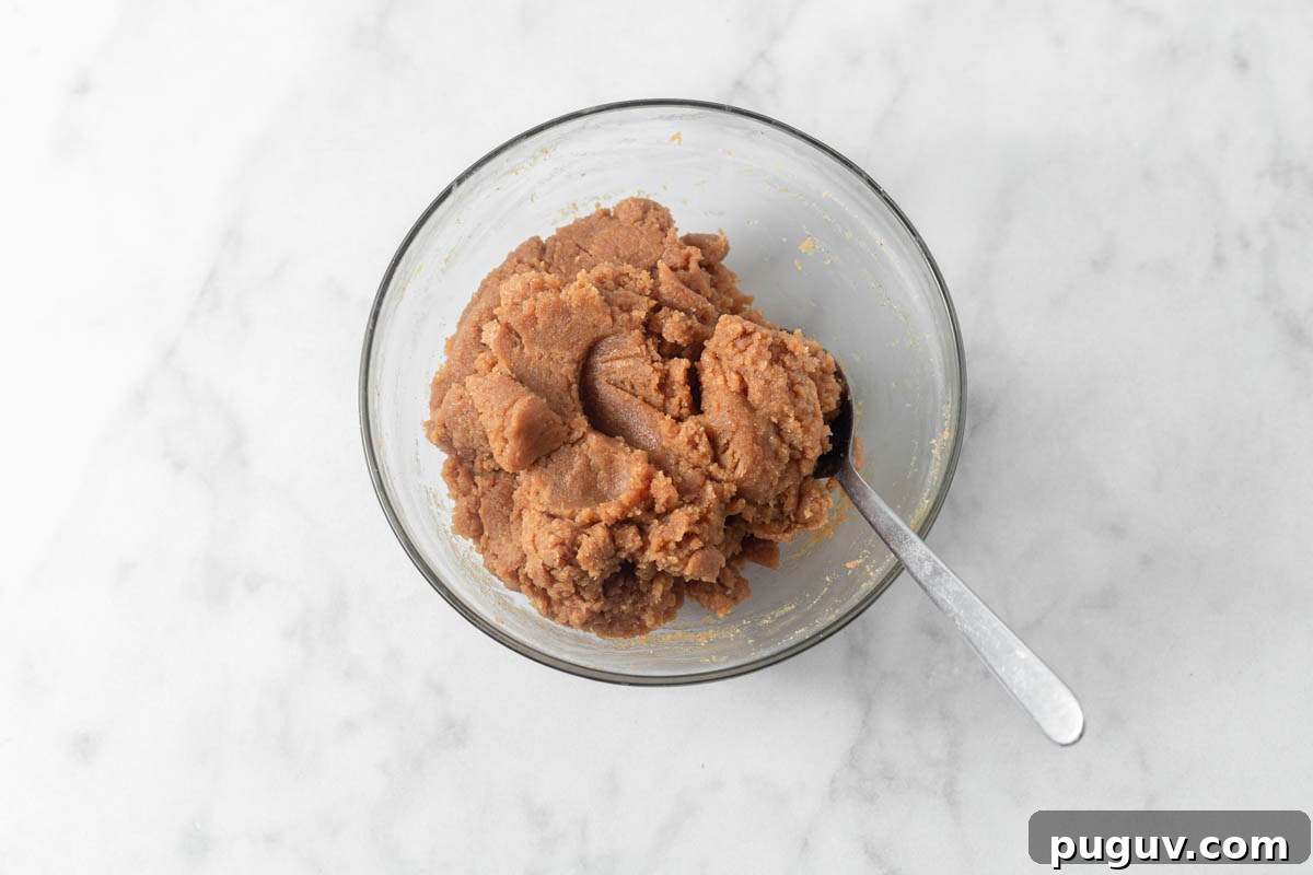 Keto Peanut Butter Cookies – 4-Ingredient Low-Carb Recipe 4 Keto peanut butter cookie dough