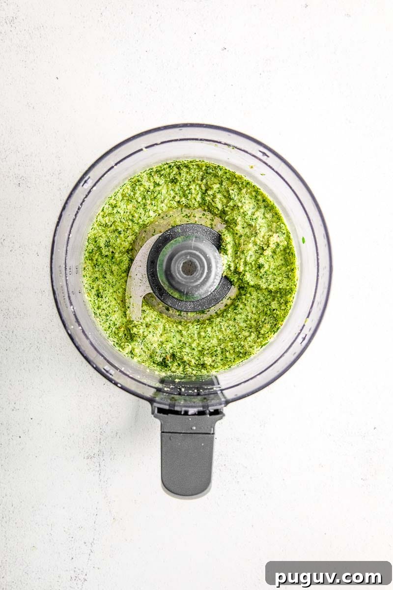Creamy Pea Pasta with Garlic and Parmesan 6 green sauce in a food processor.