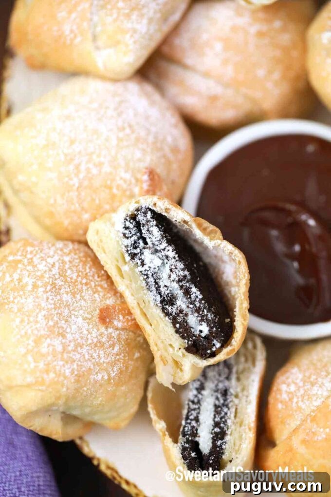 Crispy Air-Fried Oreos: Quick Dessert Recipe for Parties 6 air fried Oreos with chocolate sauce