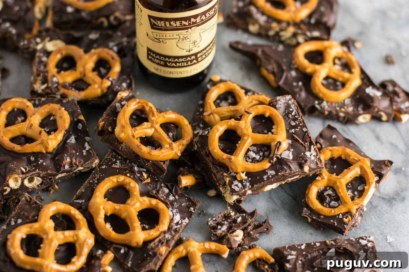 Vegan Dark Chocolate Sea Salt Pretzel Bark Recipe 13 Vegan Chocolate Sea Salt Pretzel Bark Recipe (gluten free.) An indulgent healthy dessert that is so addicting! #vegan #veganpretzelbark #dessert #chocolate #healthy #vegandessert
