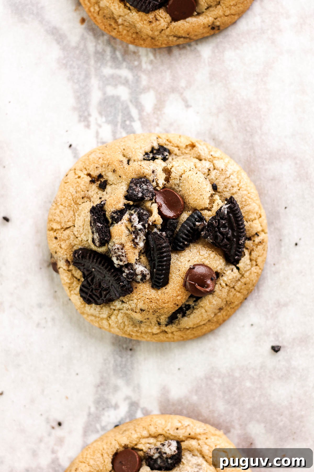 Oreo Chocolate Chip Cookie Recipe — Crispy, Chewy Treats 15 Tray of cookies