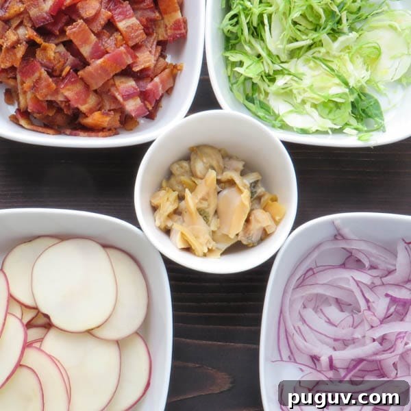 clam chowda pizza toppings.